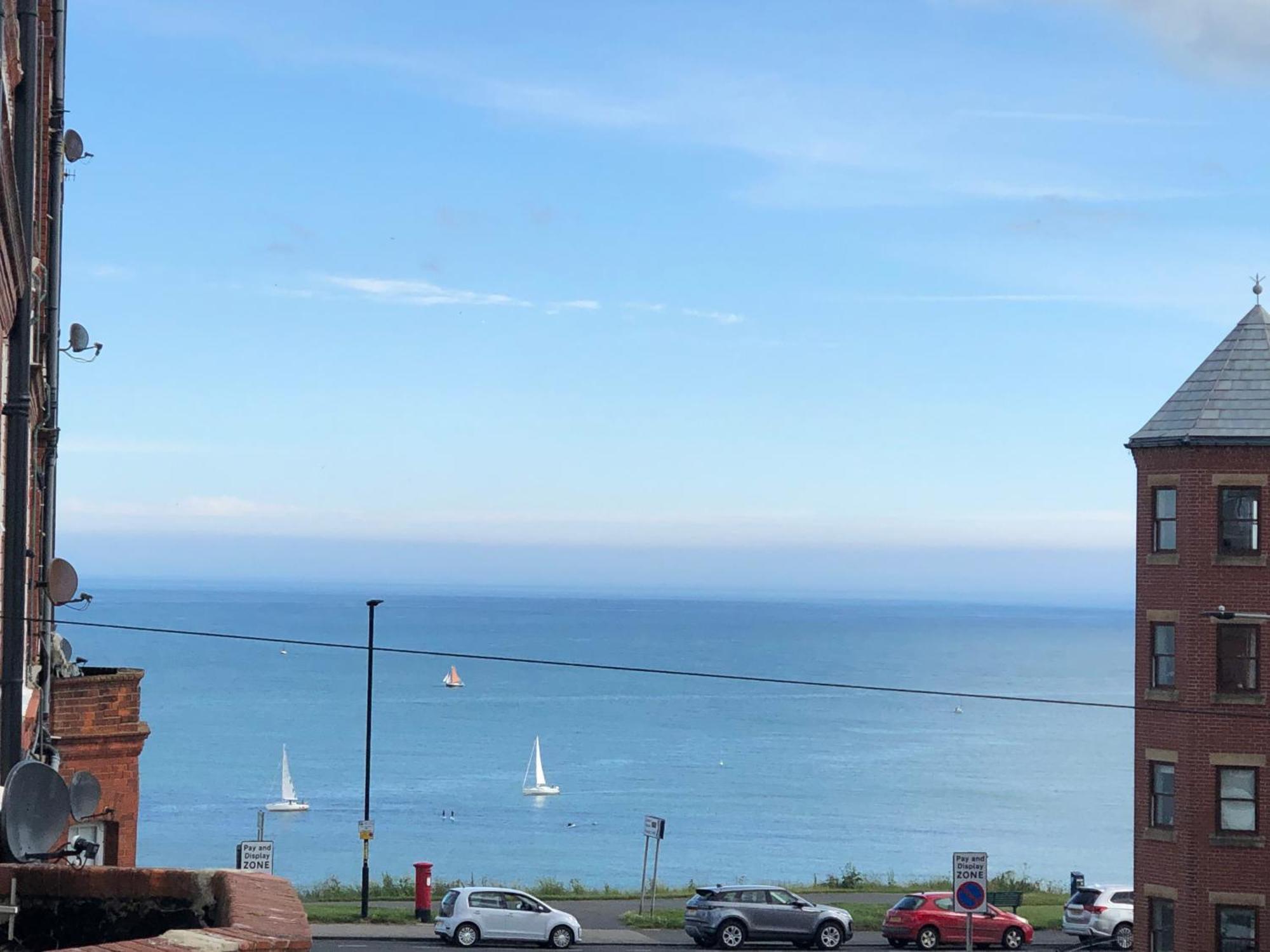 Retro Retreat, Sea View, Free Parking & Ev Plug-In Villa Whitby Exterior photo